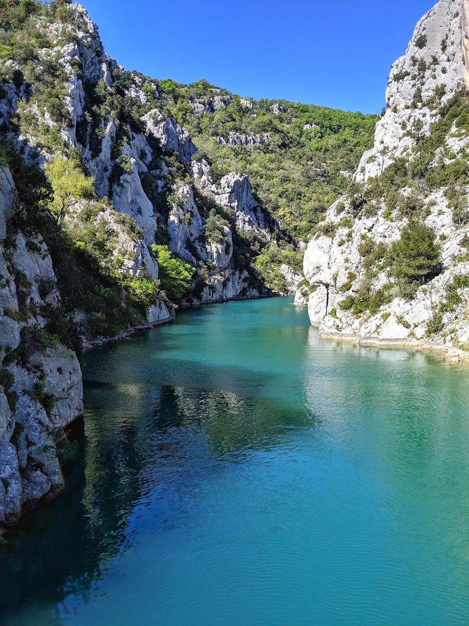 zzz-5031387_1280 (1)